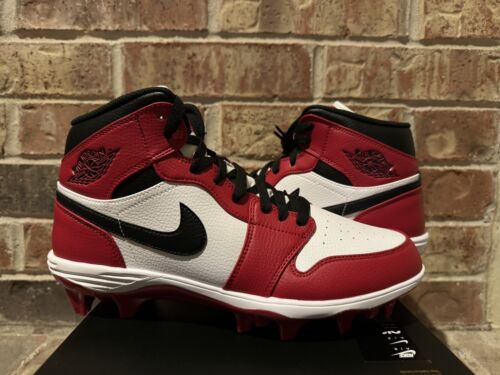 New 10 Nike Jordan 1 Football Cleats Mid TD Chicago Red Black FJ6805-106 Men - Picture 2 of 9