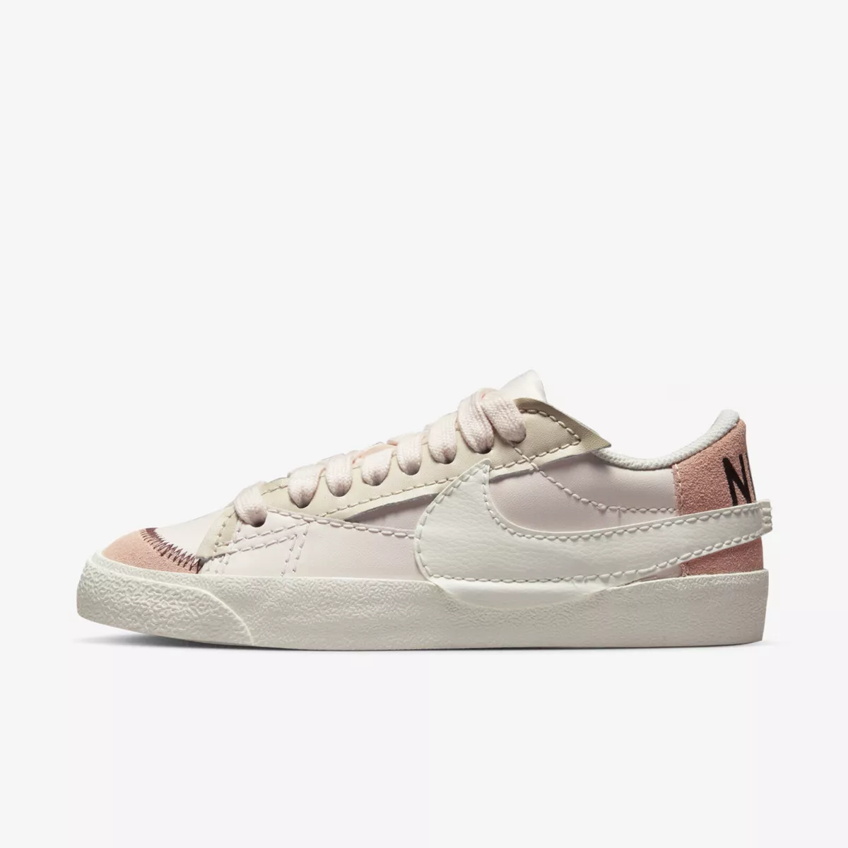 Nike Blazer Low '77 Jumbo Women's Shoes.