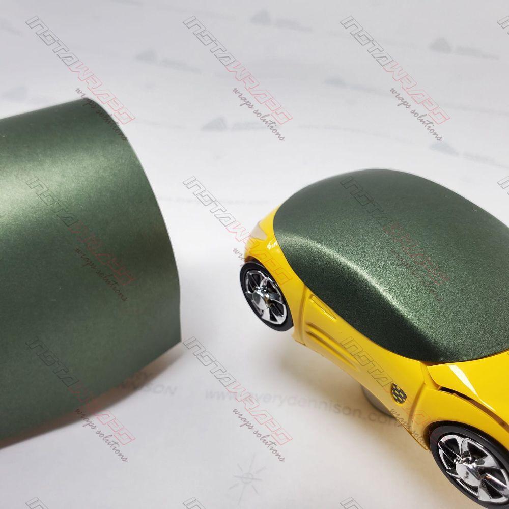 ボビー　グリーンS Avery Dennison SW900 Supreme Matte Moss Green Metallic Vinyl