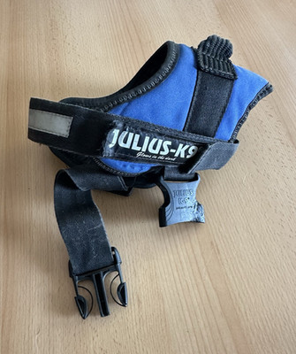 Julius-K9 Brustgeschirr Nylon blau/schwarz reflektierend Griff verstellbar