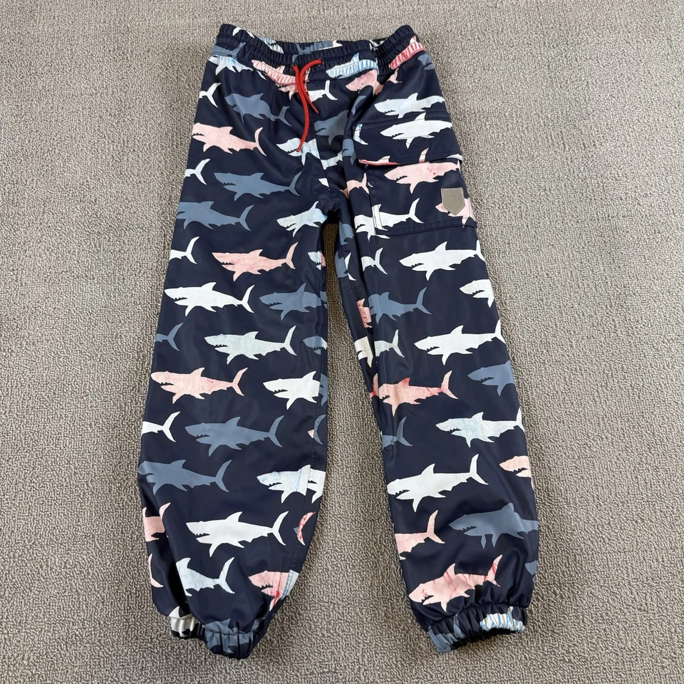 Abrigo de lluvia Hatley para niños chaqueta y pantalones talla 6 azul marino estampado de tiburón forrado con capucha Foto 4 de 4