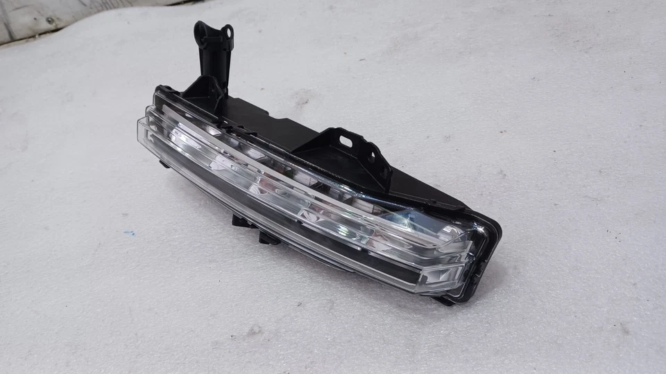 LAND ROVER RANGE ROVER VELAR L460 2022-2024 LED LEFT FOG LIGHT DRL 1229101 - Image 2 of 4