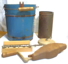 Vintage Hand Crank Ice Cream Freezer Maker  for Restoration or Parts