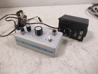 Oriel Motor Mike Control Model 18002 Laboratory Device with Power Supply