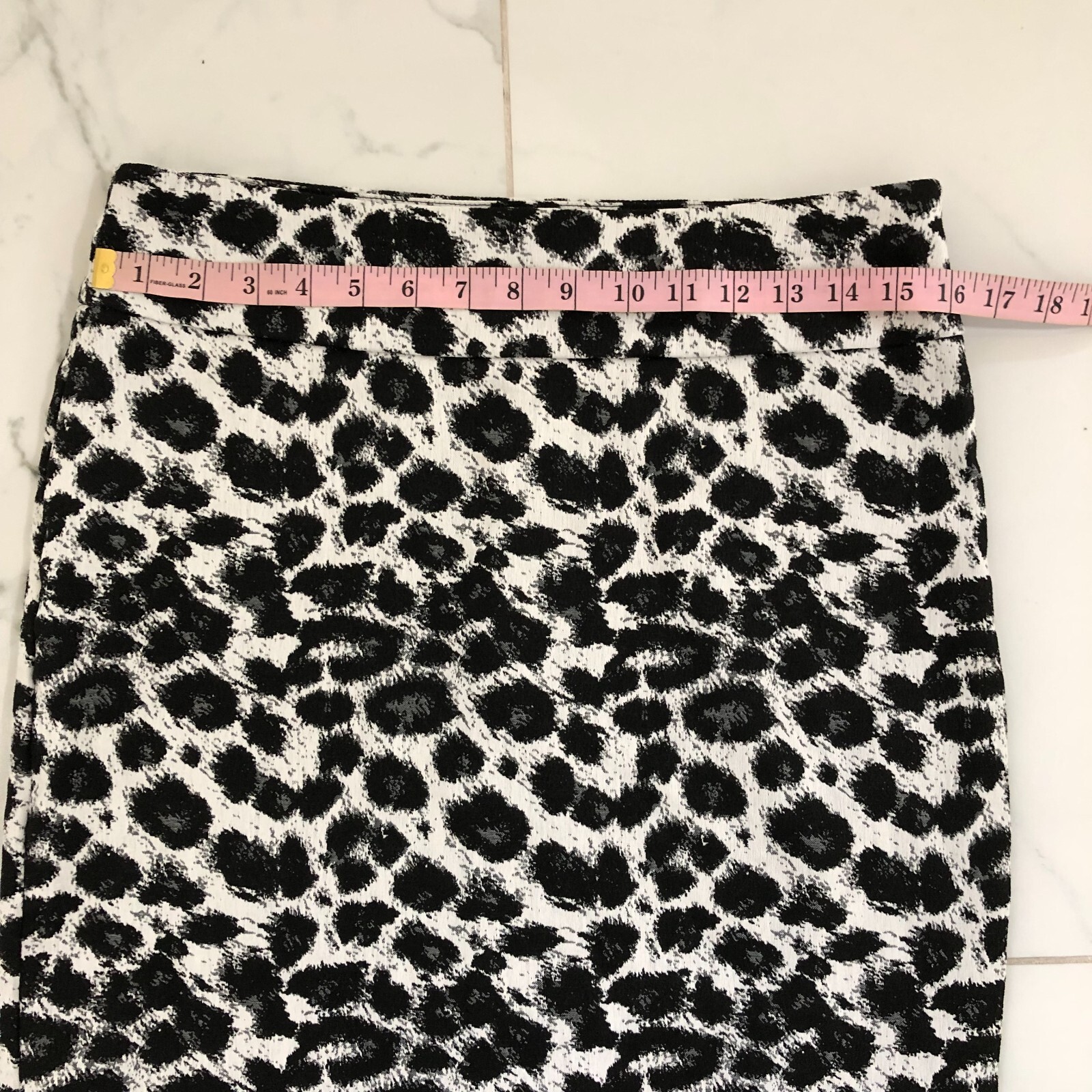 soho-women-black-white-animal-print-pencil-skirt-size-m-elastic-waist
