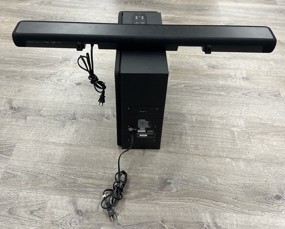 Yamaha YAS-207 200W 2.1-Channel Soundbar System - Black for