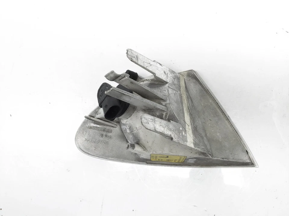 Luz de señal de giro para conductor BMW 325I 2001 sedán 63-13-6-902-769 Foto 4 de 4