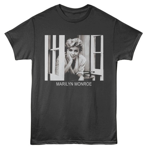 Marilyn Monroe Looking Out Window In Bathrobe Men's T Shirt - Picture 5 of 5