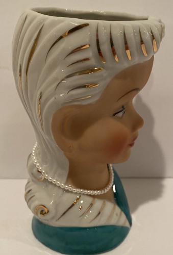 Enesco Head Vase Hand Painted Porcelain Woman Open Eyes Green Pearl Necklace VTG - Picture 4 of 10