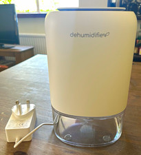 Mini Dehumidifier 800ml 300ml/Day Peltier 24h Timer LED 23W White
