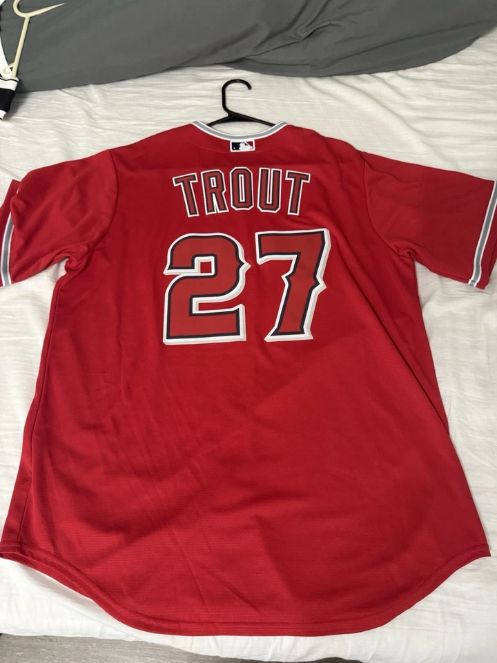 NWT Nike Men's Los Angeles Angels Mike Trout #27 Red Size Large - Image 4 of 4