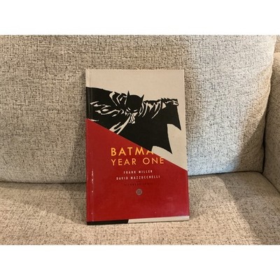 Batman Year One  Edition Hardcover Frank Miller David Mazzucchelli DC Comic