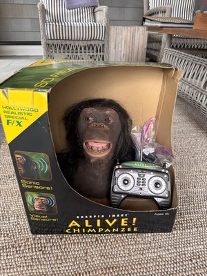 Sharper Image ALIVE! Chimpanzee Animatronic Remote Toy w/ Adapter & Box 8-11