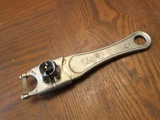 1934 BEAN-X Bean Stringer & Slicer US PAT 2010222 Orange, N.J.