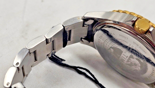 Timex TW2U55500 Orologio da uomo VQ Navi Harbour Due Toni SS con quadrante nero - Foto 8 di 11