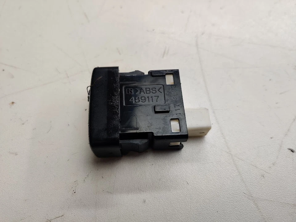 TOYOTA HILUX BOTÓN INTERRUPTOR SEGURIDAD BLOQUEO CENTRAL 2008 Foto 2 de 2