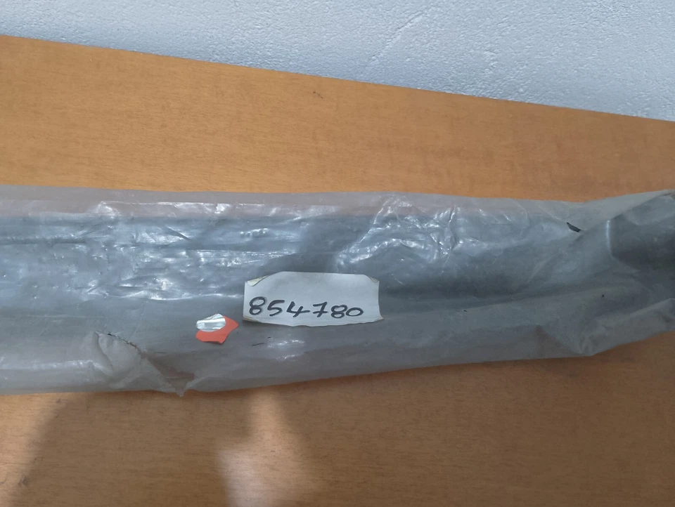 peugeot 405 estate moulding 8547.80 - Image 2 of 3