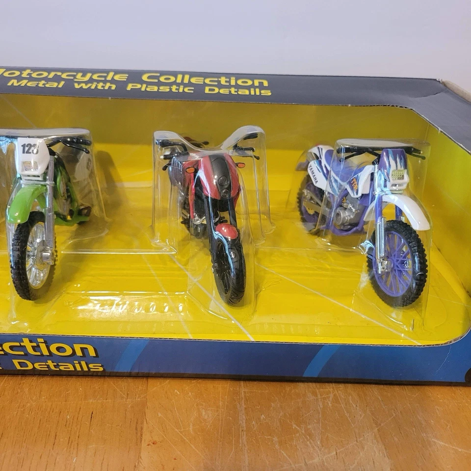 Maisto Dirt Bikes 1:18 Motorcycle Collection Rare Set Diecast Kid Connection - Image 4 of 4