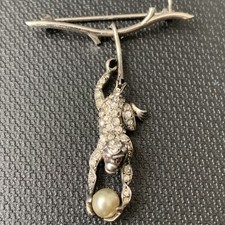 Antique Knoll & Pregizer Silver & Paste Hanging Monkey Holding A Pearl Brooch