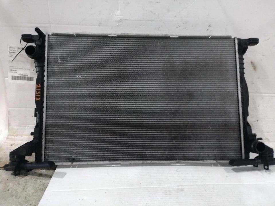 2018 AUDI S5 Radiator OEM 3.0L Black Used 101K Miles Warranty Included Foto 2 de 4