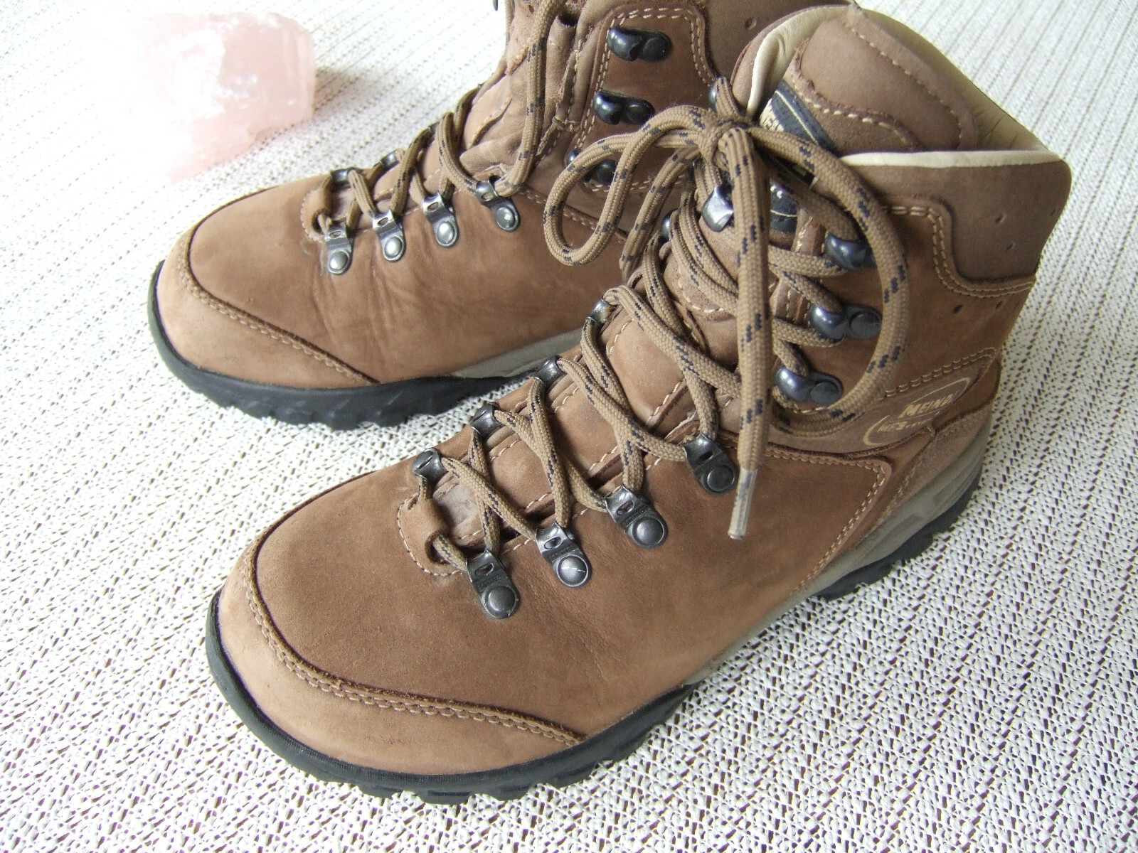Wanderschuhe Meindl Meran GTX Comfort fit Lady Gr. 38,5 UK 5,5 s. guter Zustand Wanderschuhe Meindl Meran GTX Comfort fit Lady Gr. 38,5 UK 5,5 s. guter Zustand