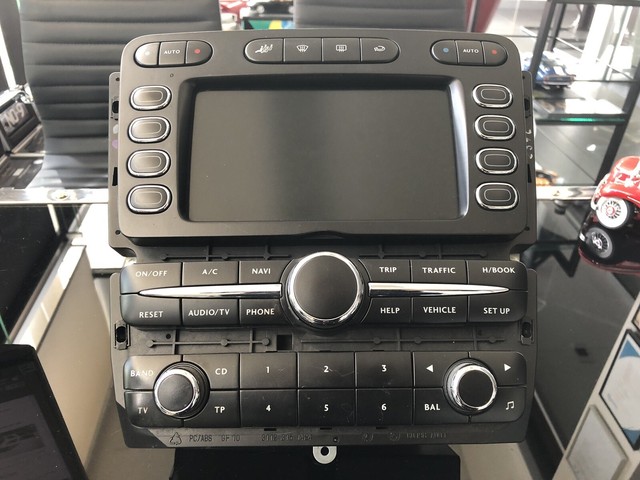 Bentley Continental Complete Radio / GPS / Central Control Unit Bentley Continental Complete Radio / GPS / Central Control Unit
