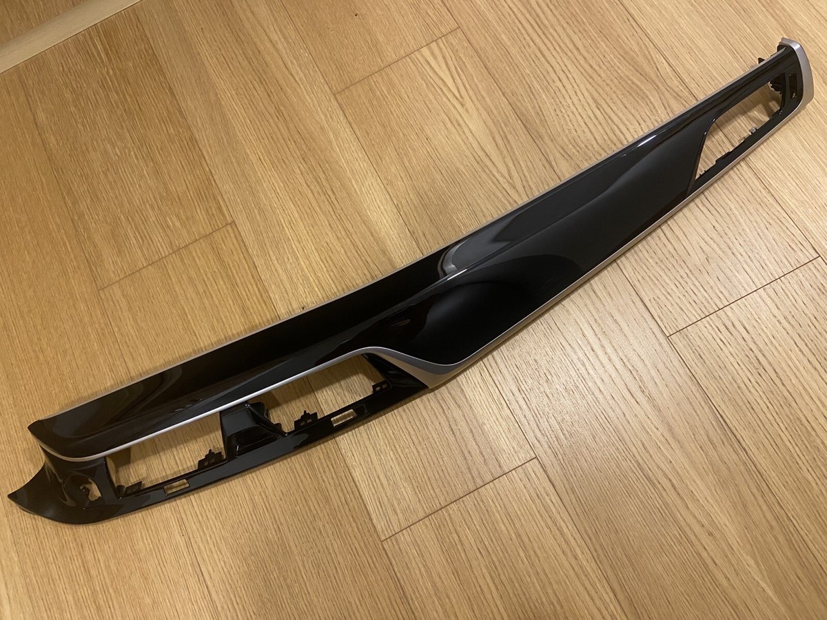 【純正/美品】BMW G30/G31 純正ドア・トリム・パネル 4点セット gendai-japan_b-23225