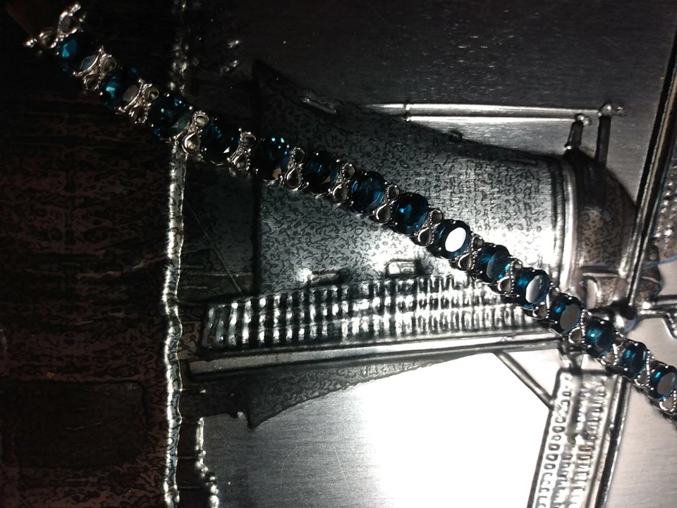 Brazalete 7,25" Topacio Azul Londres 25,84 TCW 8X6 MM Ovalado Rodio/Plata 925 (AA5) Foto 2 de 4