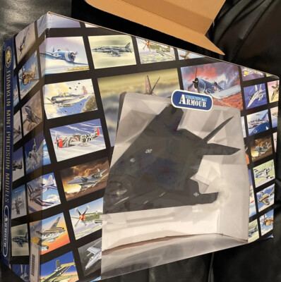 FRANKLIN MINT ARMOUR F-117 STEALTH USAF “Screamin Demons” 1:48