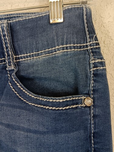 Apt9 Pants Womens Size8 Blue Capri Jeans Straight Relax Rhinestone Pockets - Picture 5 of 11