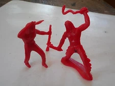 * Vintage Pair / 2 Red Native American Plastic Toys 50's ? 60's ? Tim Mee Co. *