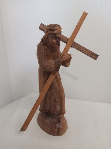 Vintage Hand Carved Olive Wood Jesus Christ Carrying Cross Figure Bethlehem - Picture 1 of 11