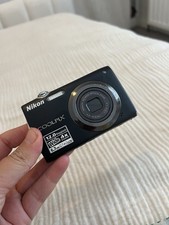 Nikon COOLPIX S3000 12.0MP Digital Camera - Black