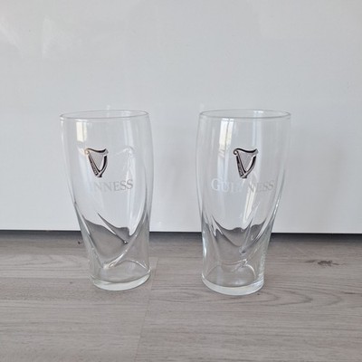 2  Guinness Bier Glas 0,5 l Gravity Pint Relief Tulip Gläser Arthur Day Harfe 