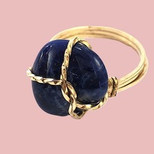 Artisan Wire Wrapped Gold Tone Ring with BLUE STONE Size 5