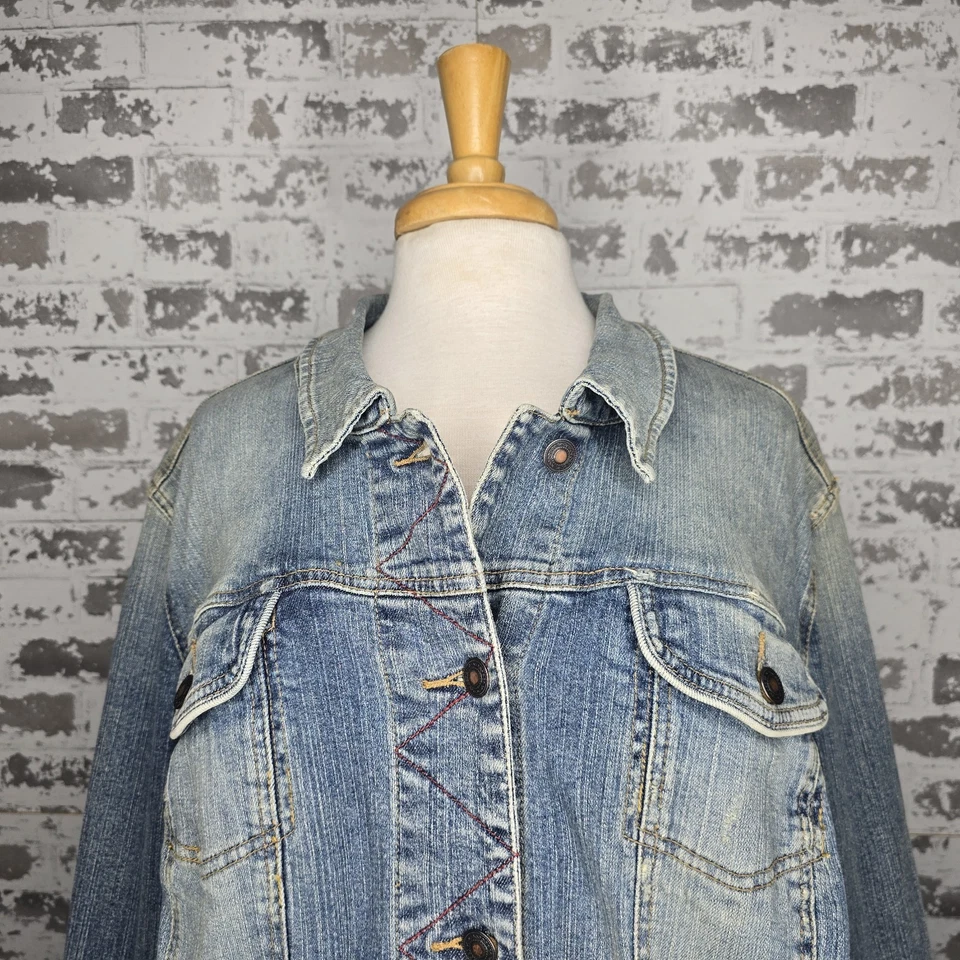Chaqueta vaquera bordada talla grande INC International Concepts para mujer talla 3X Foto 2 de 4
