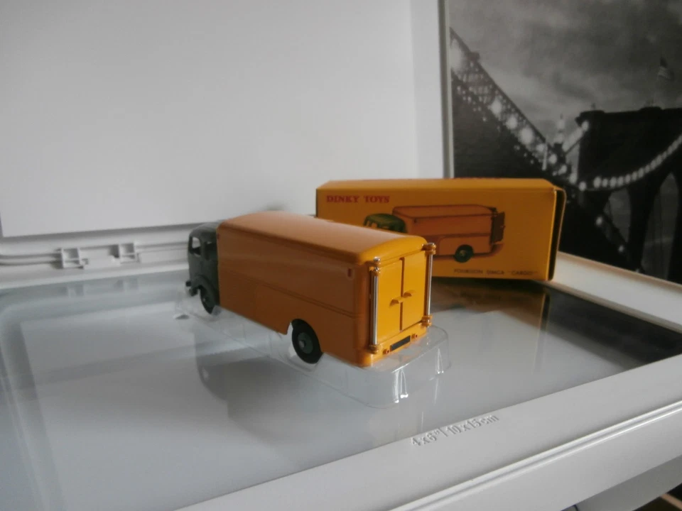 CAMION SIMCA CARGO FOURGON DINKY TOYS ATLAS Réf 33 A - Photo 2/4