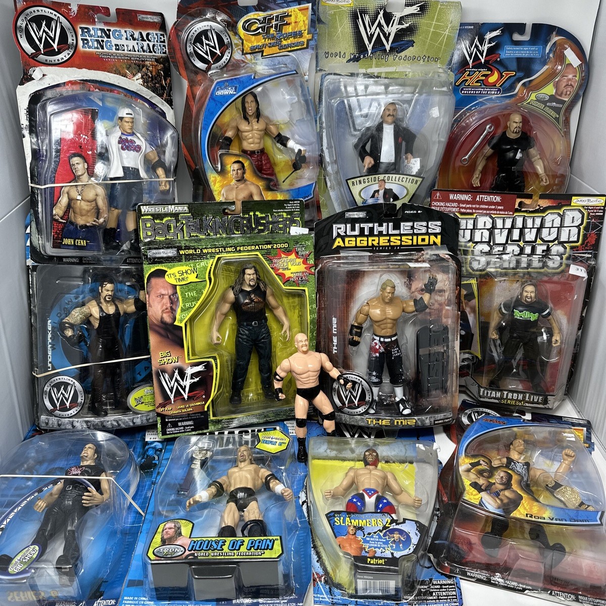 Jakks Pacific WWF WWE LOT OF 13 WRESTLING FIGURES WWE WWF Open Box