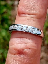 1ct Diamond Platinum Channel Ring Pompeii3 11 Diamonds Pre-owned Size 7.  