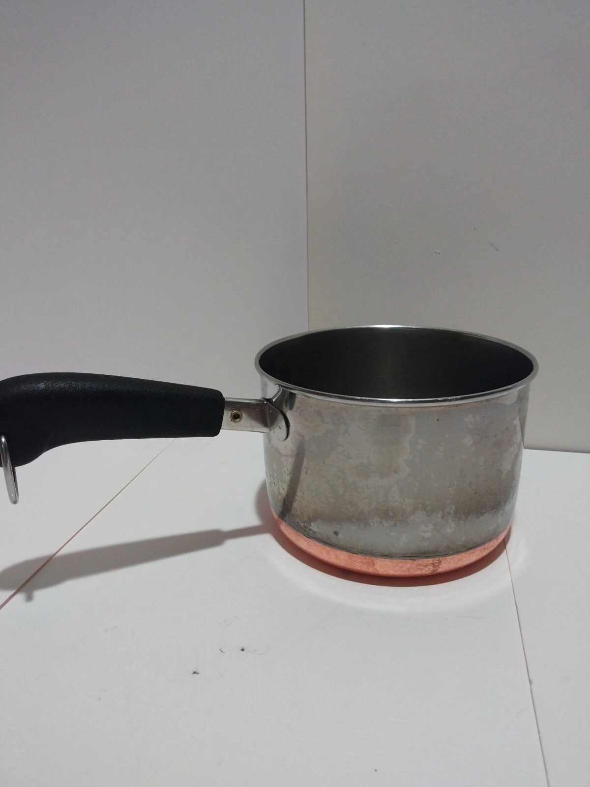 USA Revere Ware 1 1/2 QT Copper Bottom Sauce Pan Pot Great condition.