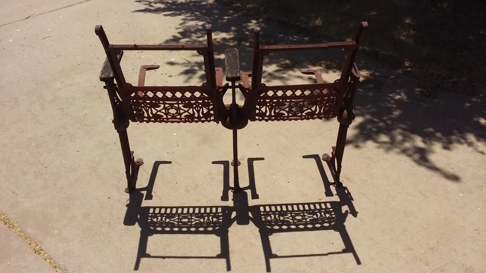 Old Vintage Folding Theater Seats paired the wood backs and seats missing - Image 4 of 4