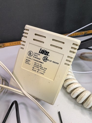 Vintage TALL Labtec Spatializer PC Speaker Video Listen Needs knobs - Picture 7 of 7