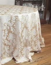 Large Damask Round Tablecloth With Cherubs Ro...