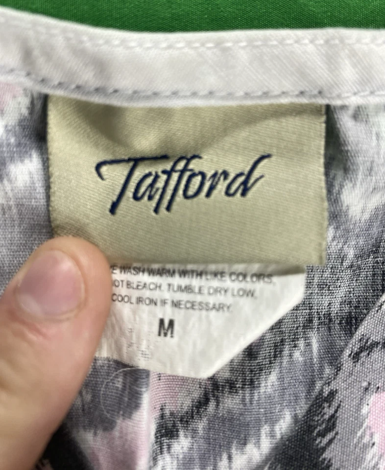 Medium Pink Black Patterned Tafford Scrub Shirt - Image 2 of 4