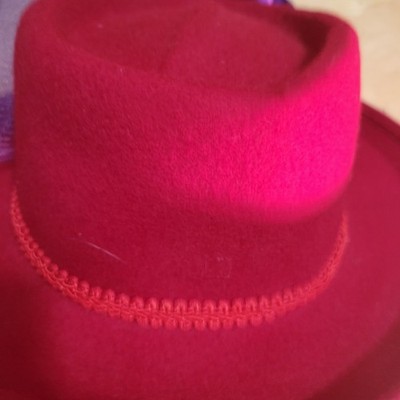 Lady display picture 1