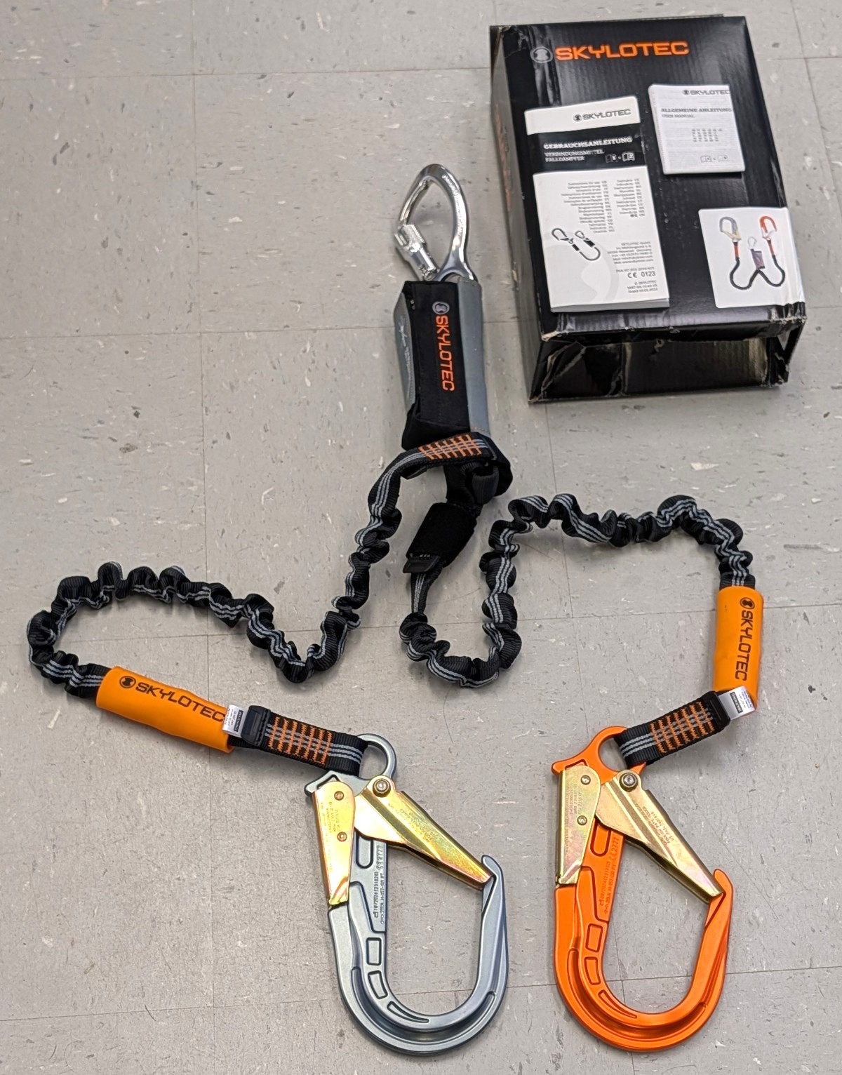 NEW SKYLOTEC SKYSAFE PRO Flexy Twin Lanyard W/Alum. Rebar Hooks-L-0558-1.8- 6FT