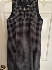 Ann Taylor Black & White Circled Pattern Sleeveless Dress w/Buttons @ Top Size 2