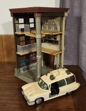 Rare 1987 Kenner The Real Ghostbuster Firehouse Headquarters Playset ECTO-1 Car