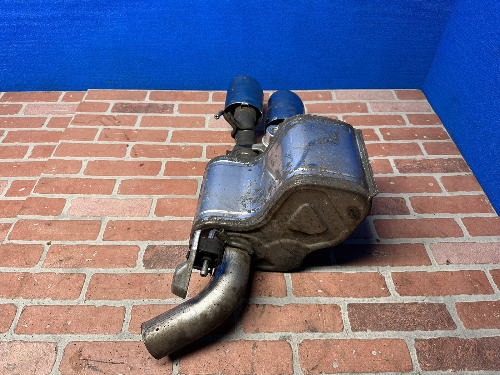 ✅2014-2017 MASERATI QUATTROPORTE 3.0L REAR LEFT SIDE EXHAUST MUFFLER & TIP OEM