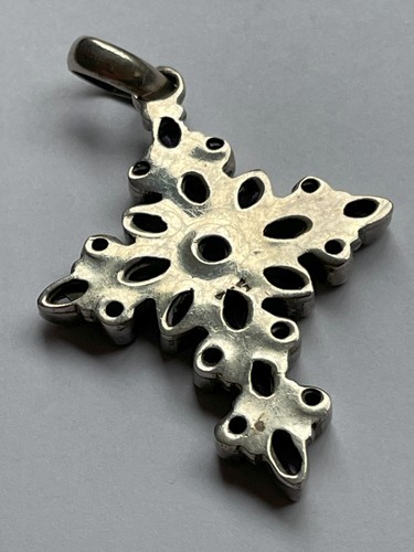 Vintage Sterling Silver Amethyst Cross Pendant - Picture 3 of 9
